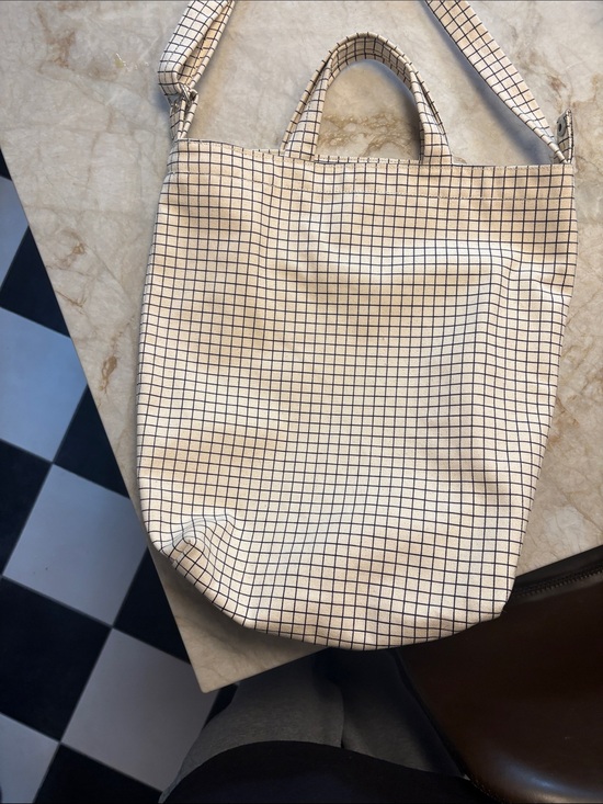 BAGGU Handbags - BAGGU Cream Canvas Grid Tote with Black Check